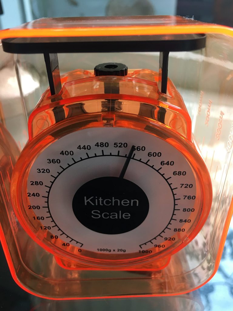 100yen kitchen scale